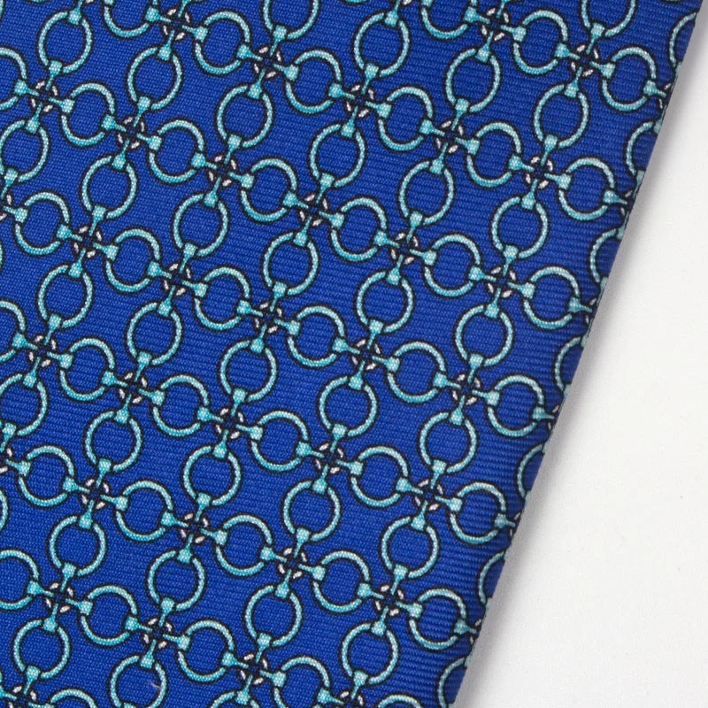
Handsome Pattern Circle Chains Design Classic Blue Background 100% Silk Tie Man Custom Printed Neck Tie 