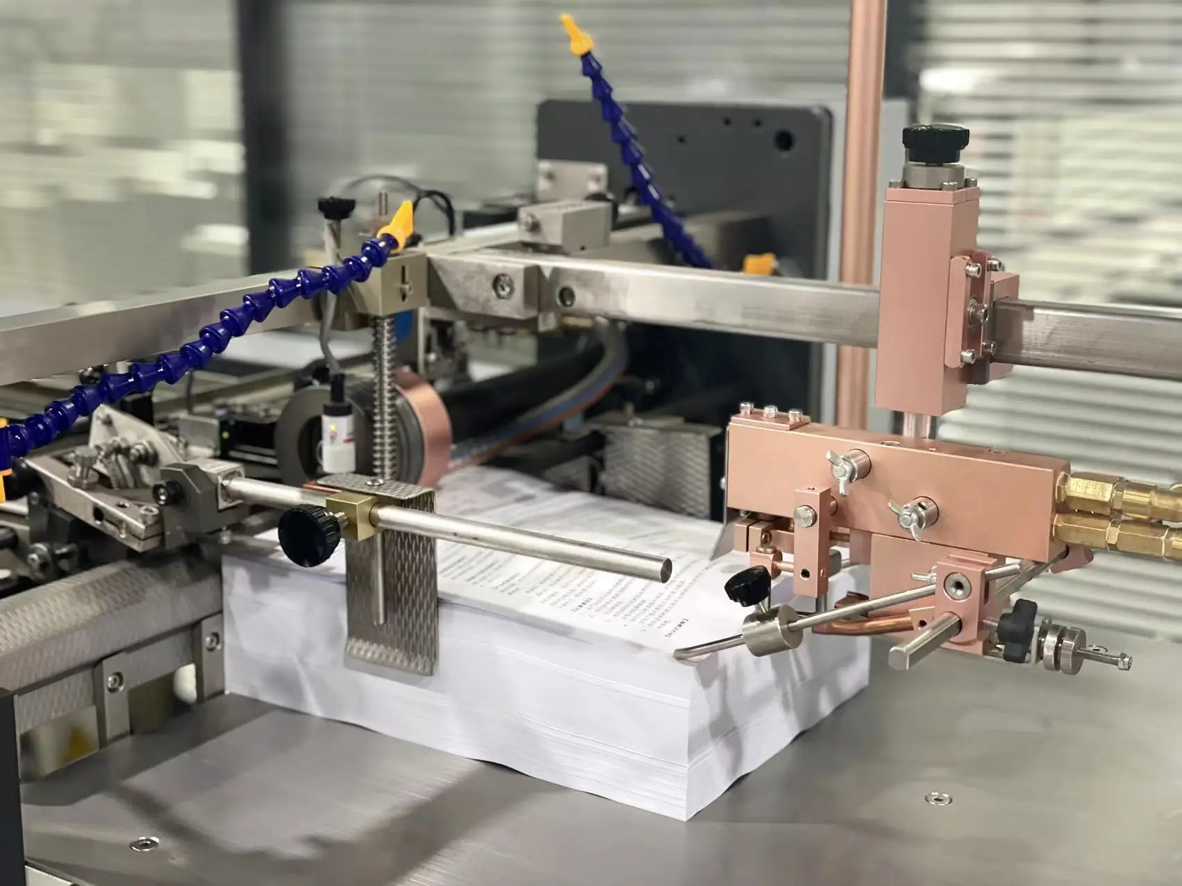 High Quality Stable Performance Flatten Flattening Paper Folding Machine Printing Company 180 M/min Production Capacity