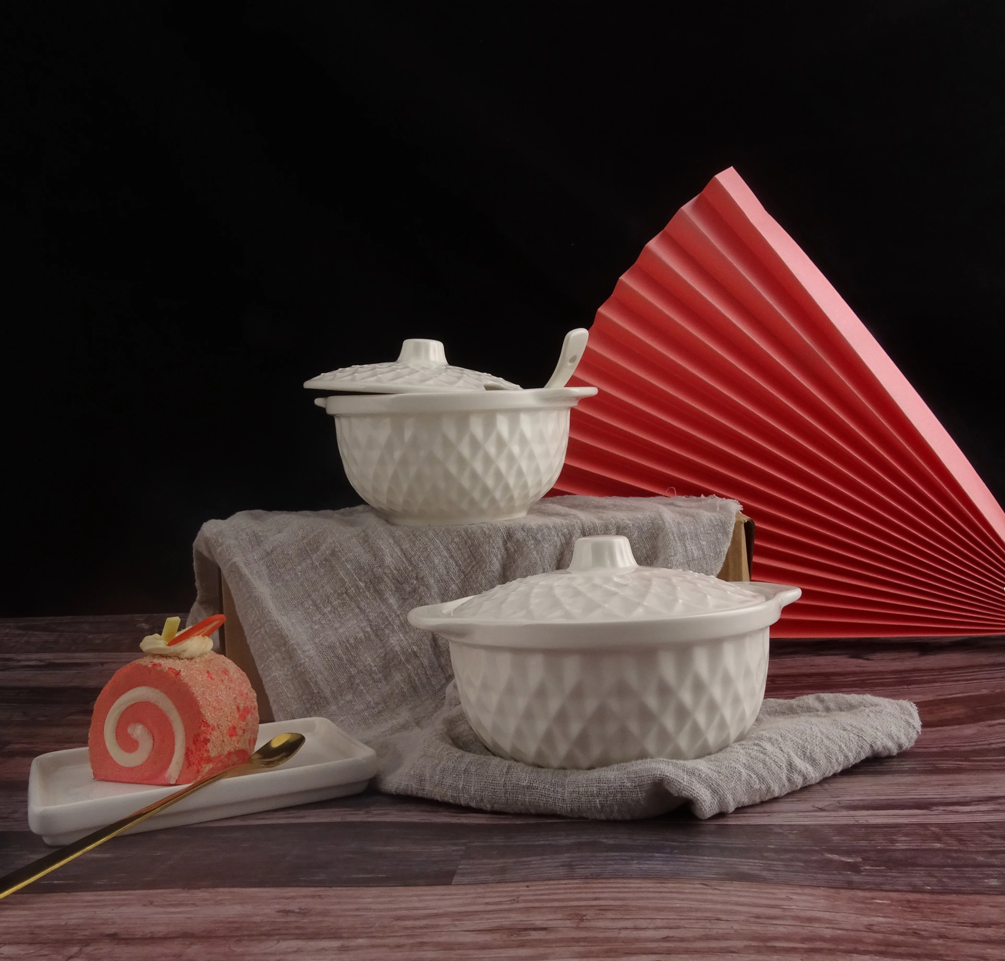 ceramic soup bowl spoon with lid