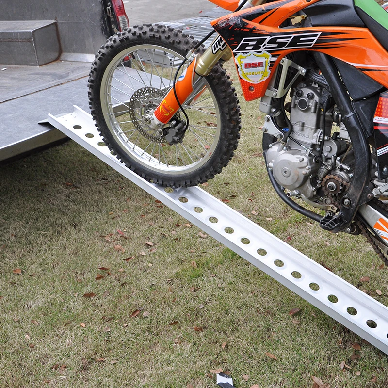 Portable truck bed motorcycle bicycle loading bay ramp for vehicle