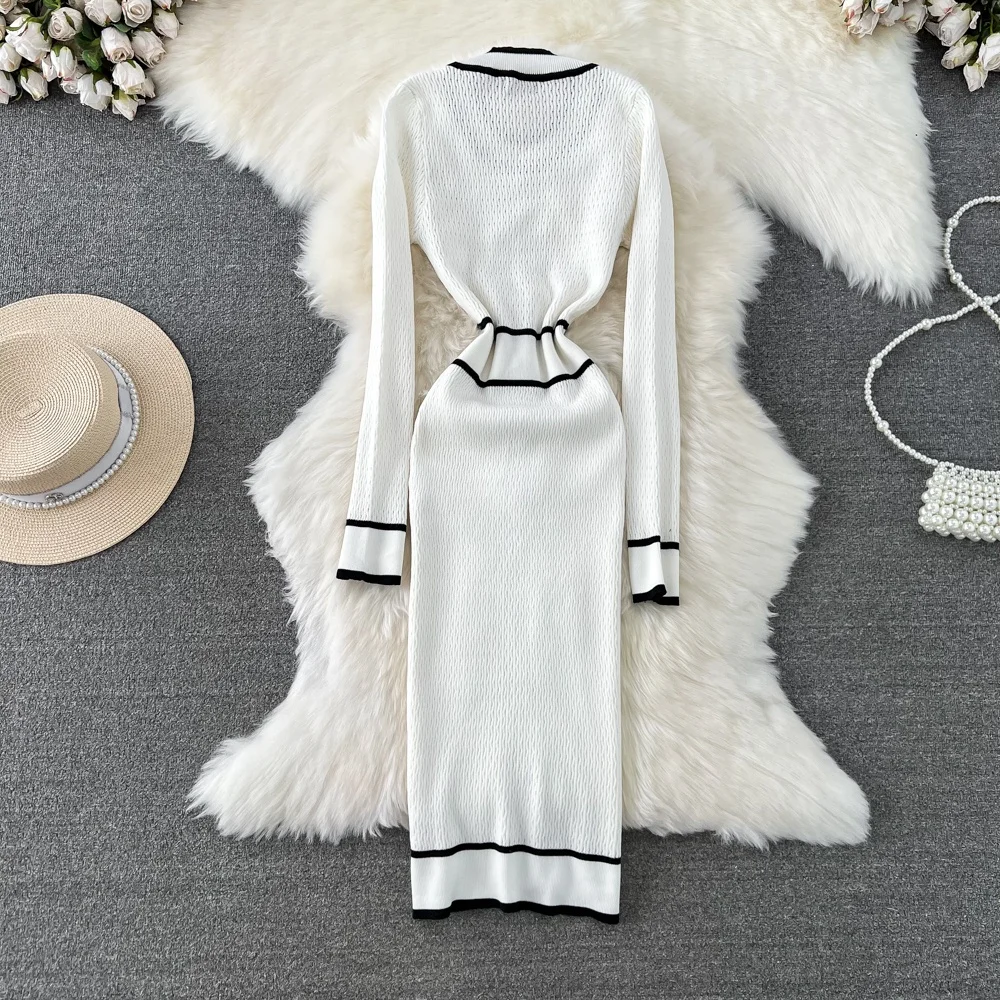 Autumn and Winter French Vintage Fragrant Style Contrast Color Long Sleeve Round Neck Mid length Knitted Wrap Hip Dress