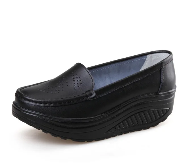 New design anti-slip female platform loafer shoes hospital laboratory comfortable air cushion nurses rocking shoes for women