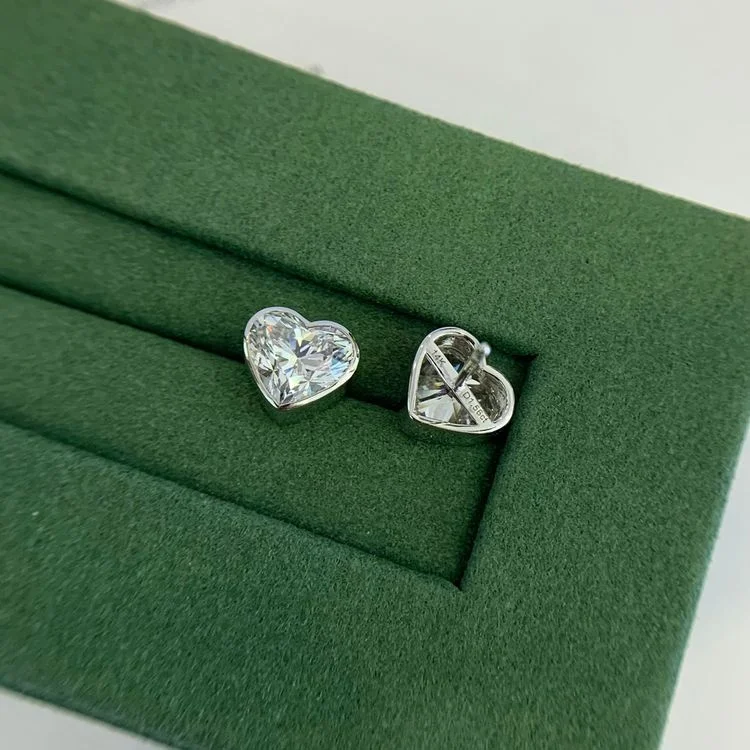 Ruyi Vintage Gold Heart Earrings White 3ctw Diamond Heart Earrings for Women Graduation Birthday Party Prom Jewelry Set