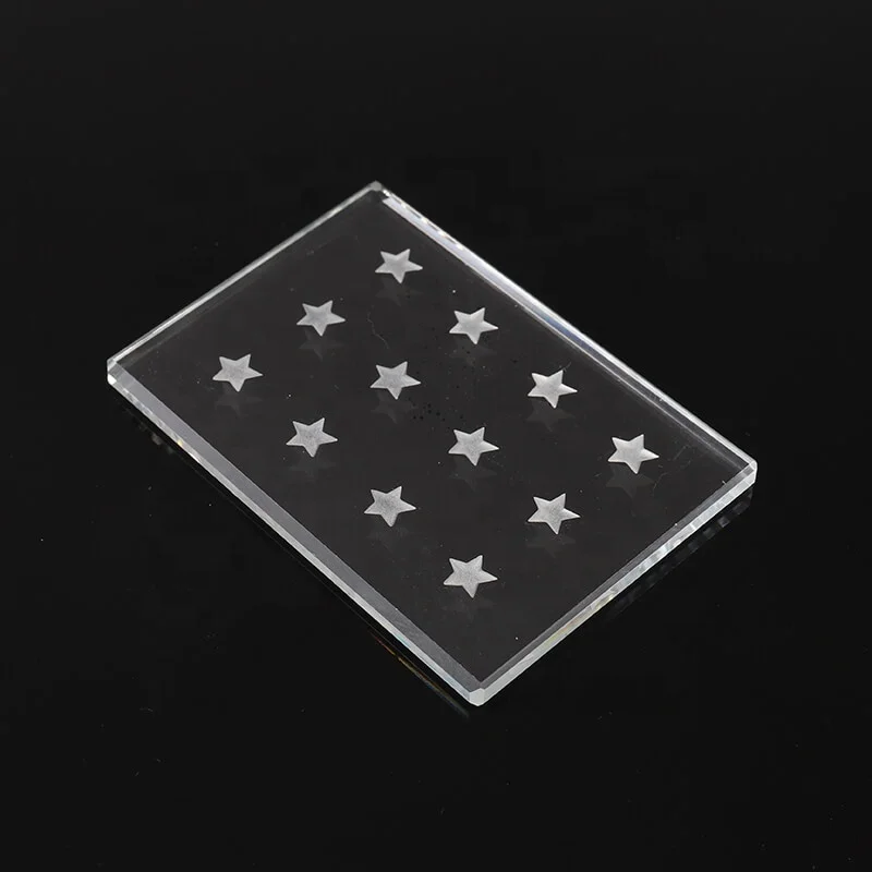 Glass Heart Round Glue Tile 12 Well Pink Crystal Glass Eyelash Glue Holder for Lash Glue Drops Pallet Eyelash Extension Supplies