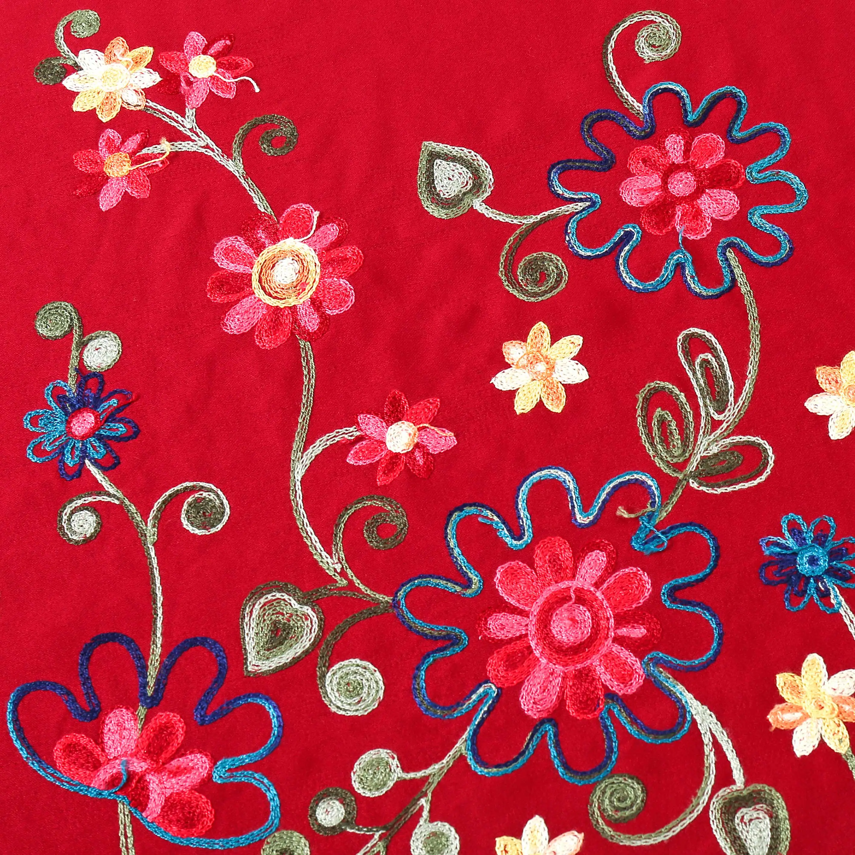 Boutique Vintage Embroidery Muslim Scarf Women Characteristic Satin Embroidery Scarf