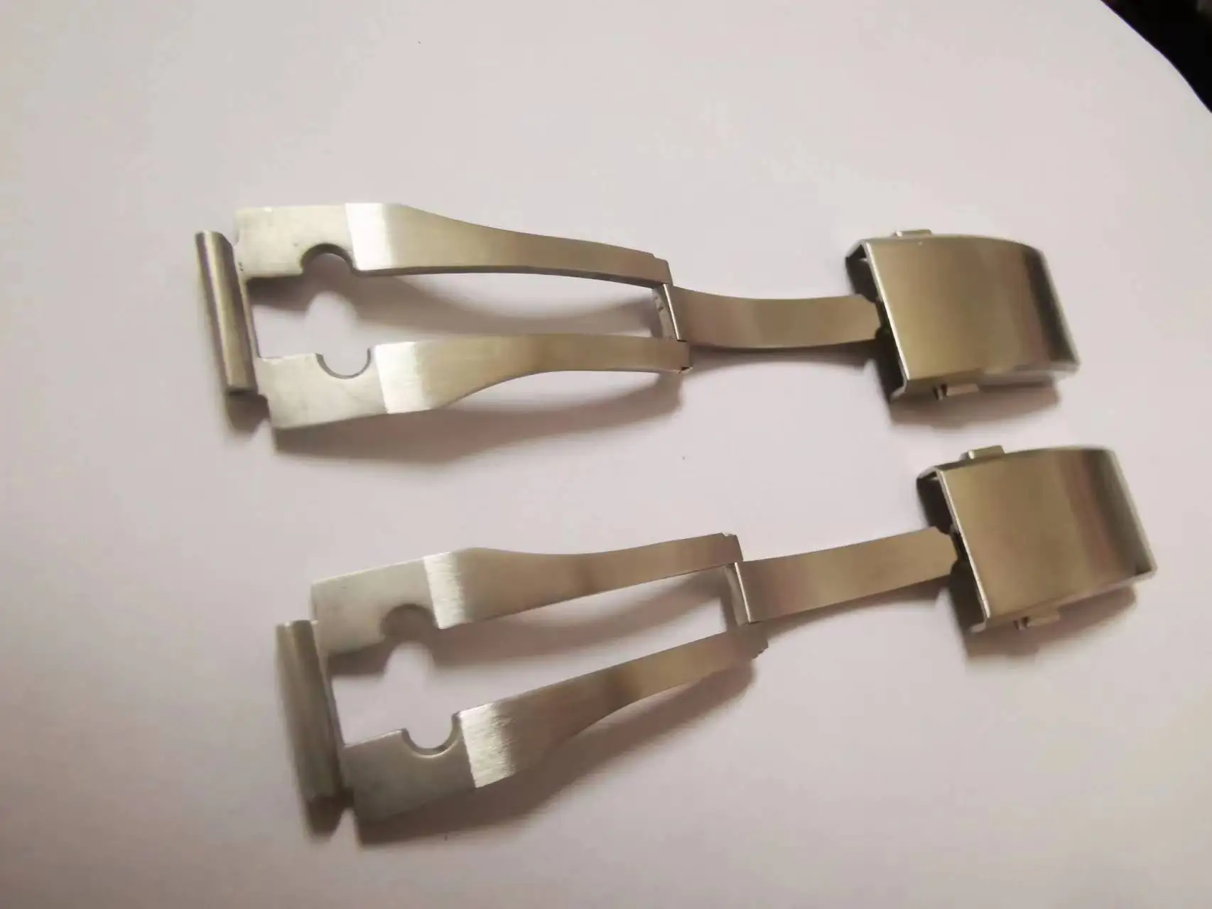 High quality dive watch clasp custom logo watch buckle parts adjustable bracelet clasp