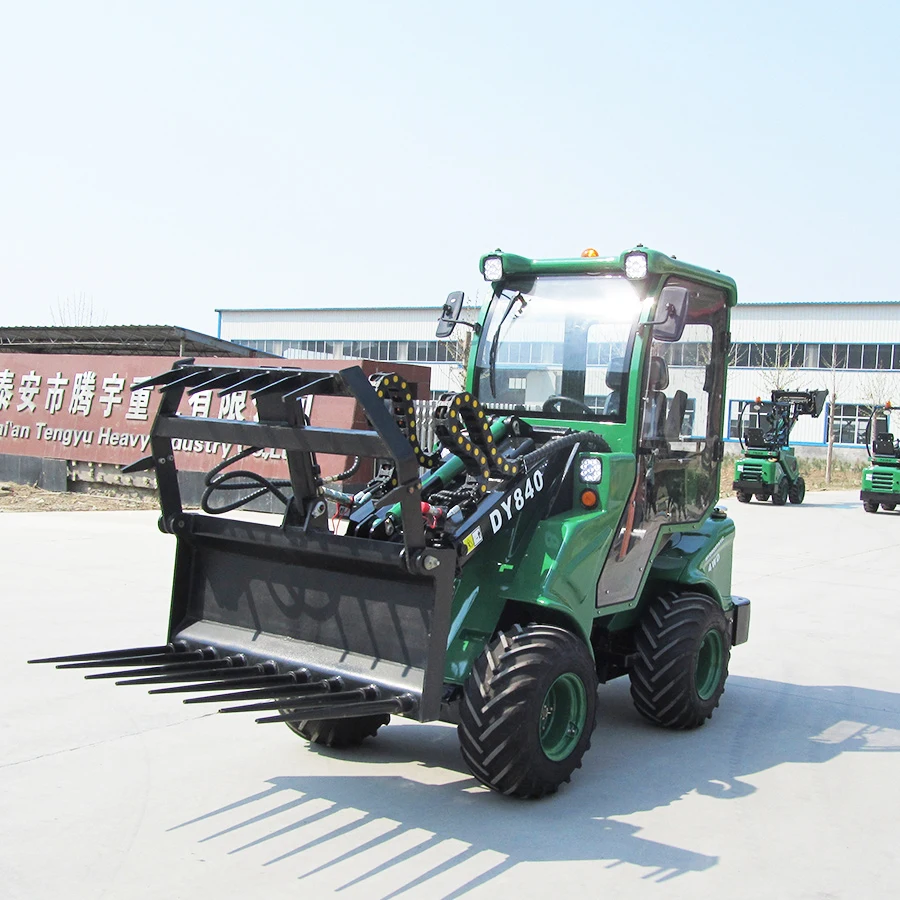 Компактный фронтальный мини-погрузчик DY840 Avant