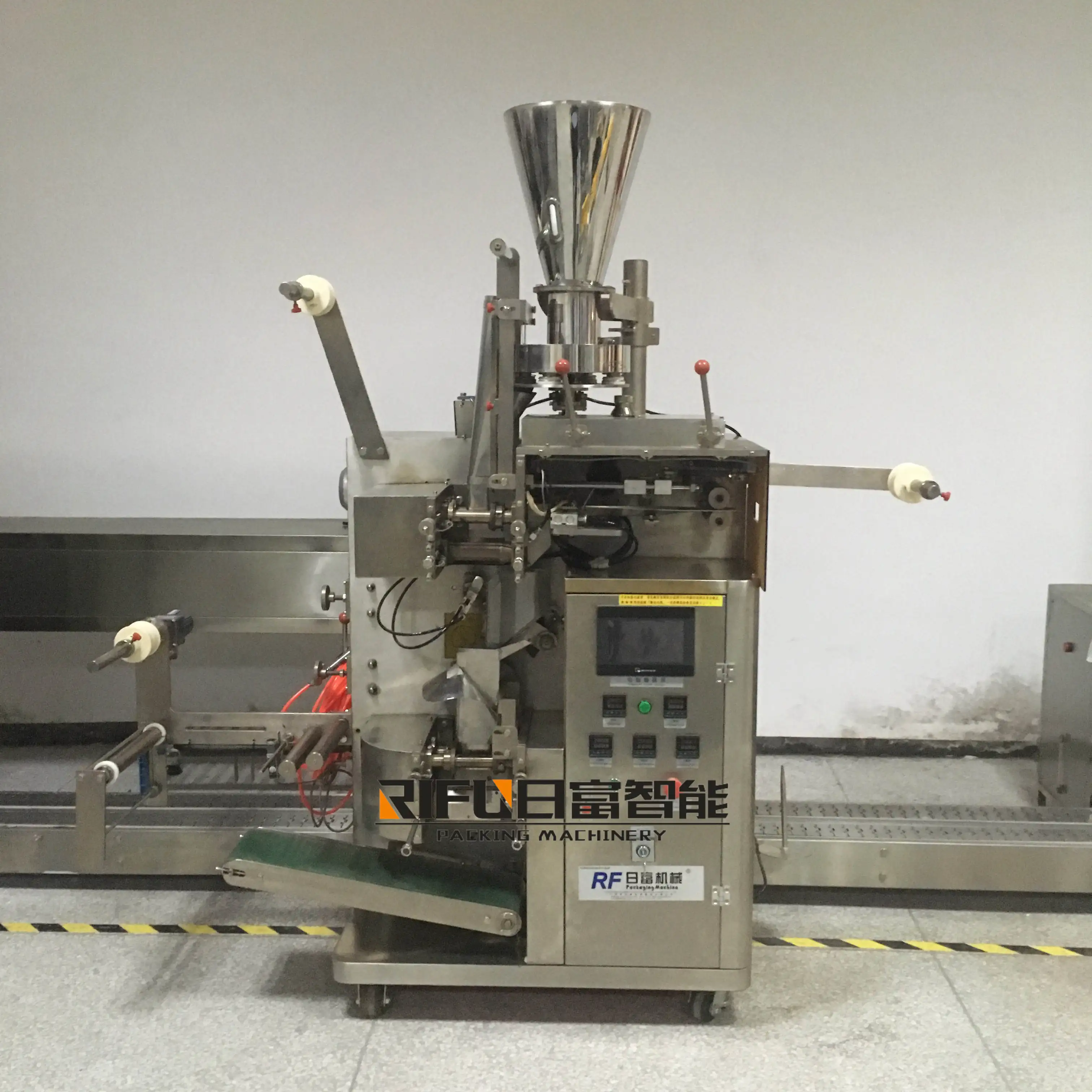 Automatic filter paper tea bag packing machine for Black Wuyi honeysuckle Blueberry flower and fruit tea granule sachet packing