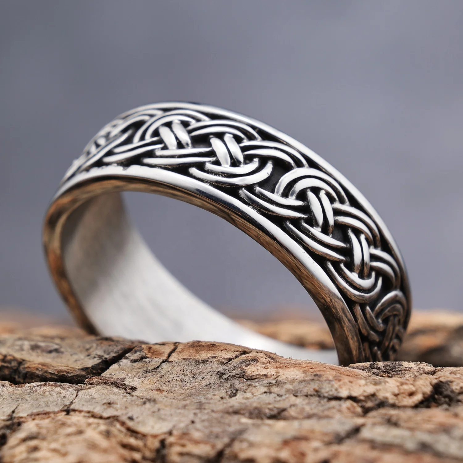 Ready to ship wholesale vikings vintage silver stainless steel irish wedding celtic knot band rings for men women size 7-13