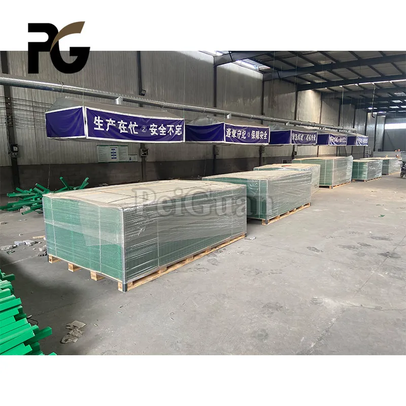 Easily Assembled 3D Welded Mesh Fence Panel Galvanized and Pvc Coating Green Triangle 3d