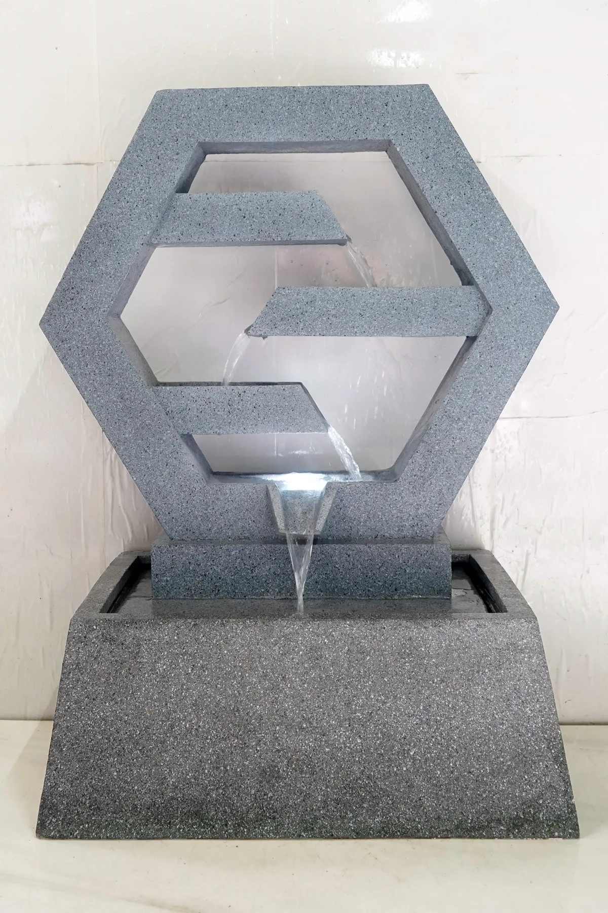 Hand Carved Garden Water Fountain Custom Fantastic Design Water Fountain Wine Jar Fountain