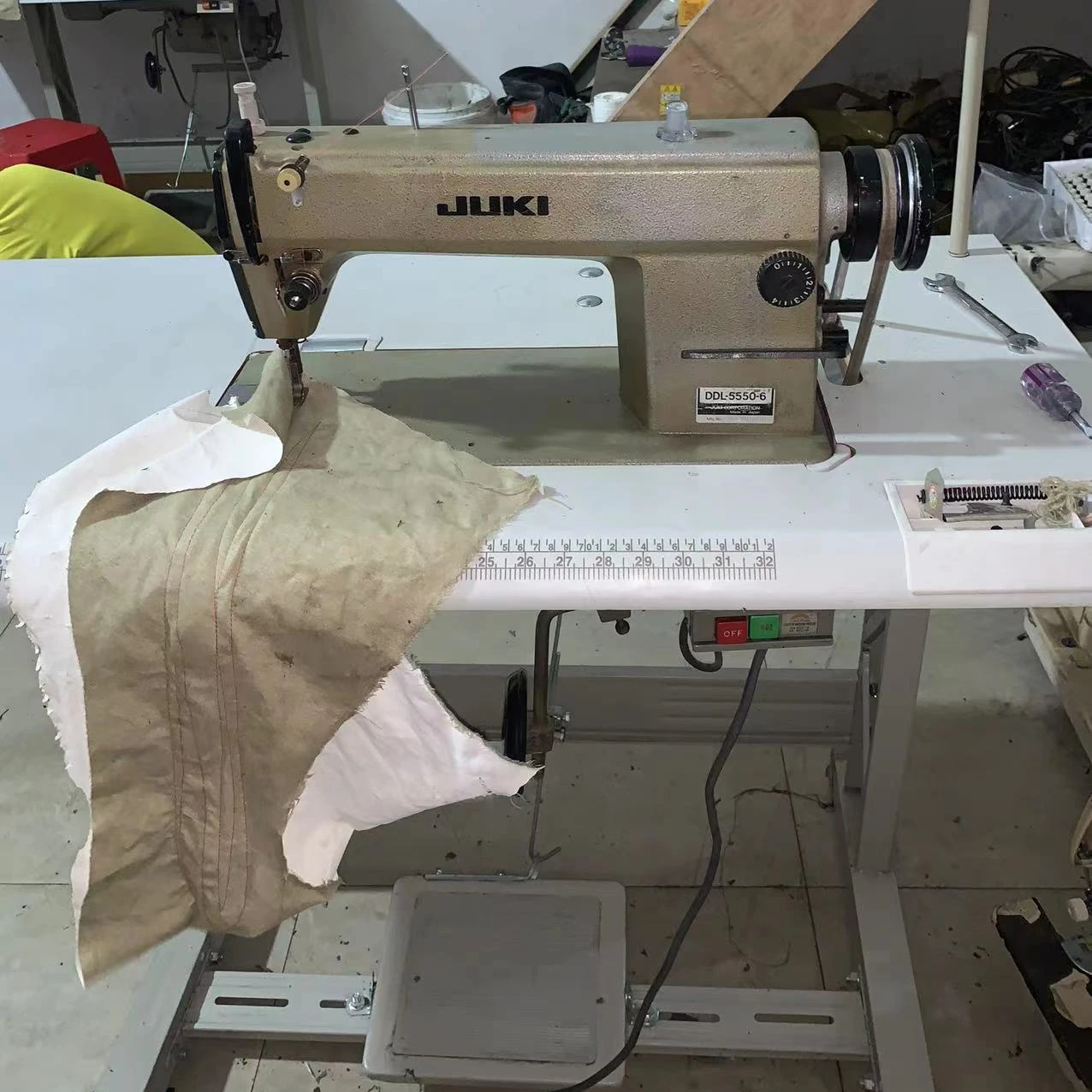 High Speed 5550 lock stitch industrial cylinder-bed single needle sewing machine
