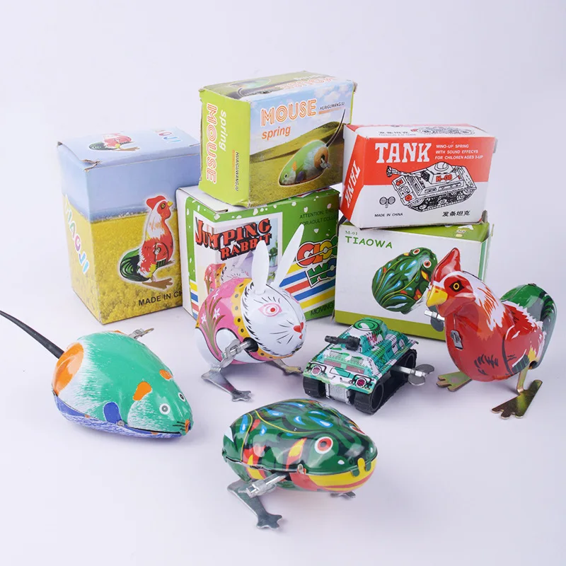 Wholesale Classic Tin Jumping Iron Frog Action Figures Wind up Clockwork Toy for Children Kids Classic Baby Toys