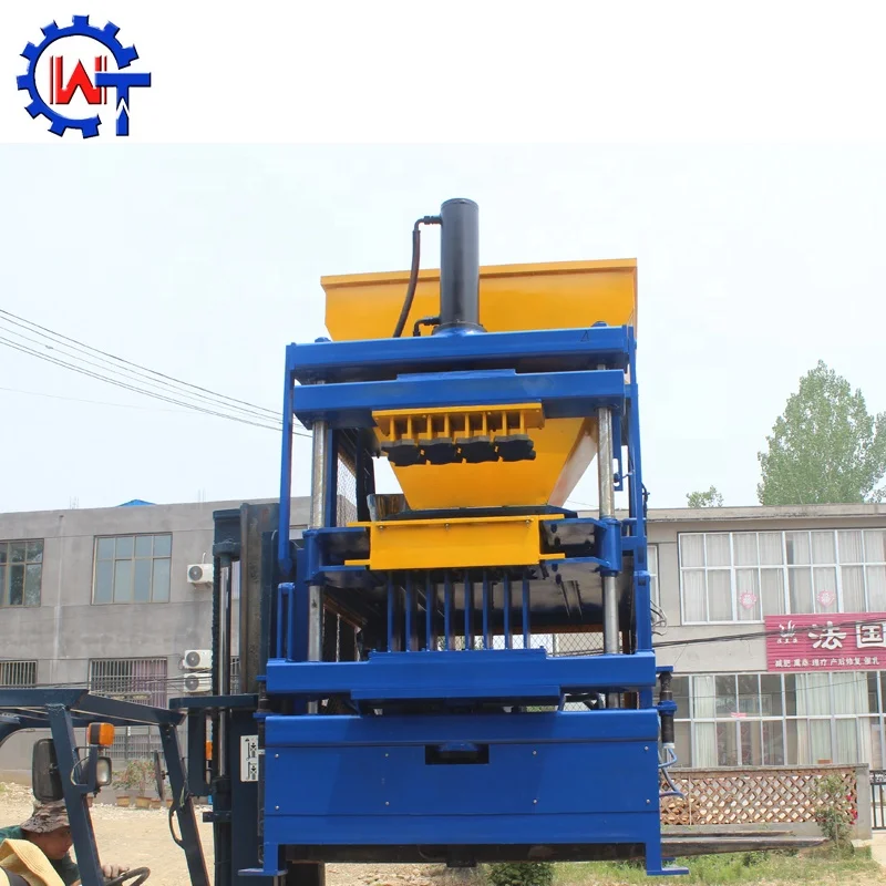 New Production Technology In China WT4-10 Fully Automatic Clay Hollow Block Making Machine Interlocking Brick Making Machine