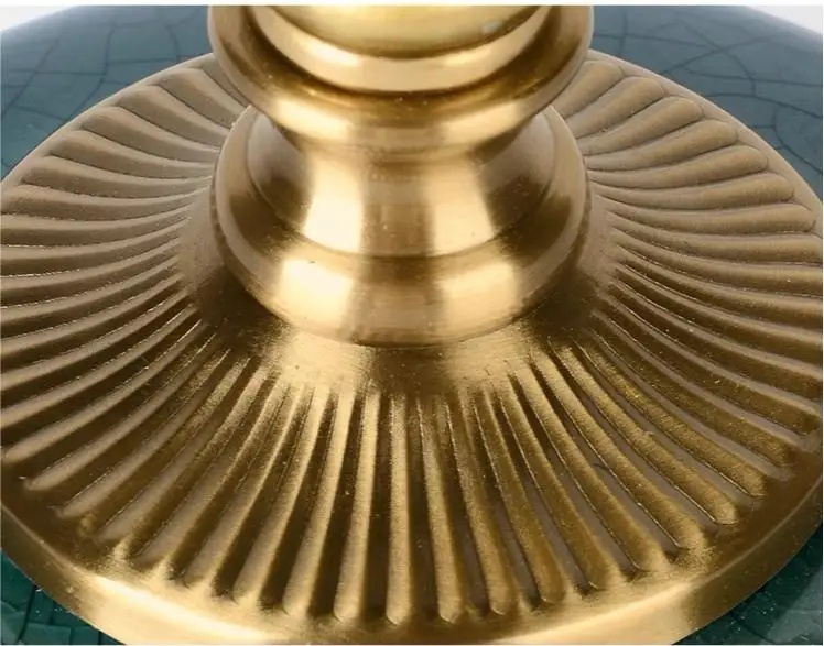 European Vintage Style Quartz Table Watch Clock Creative Needle Display for Bedroom Bedside or Desktop Decor