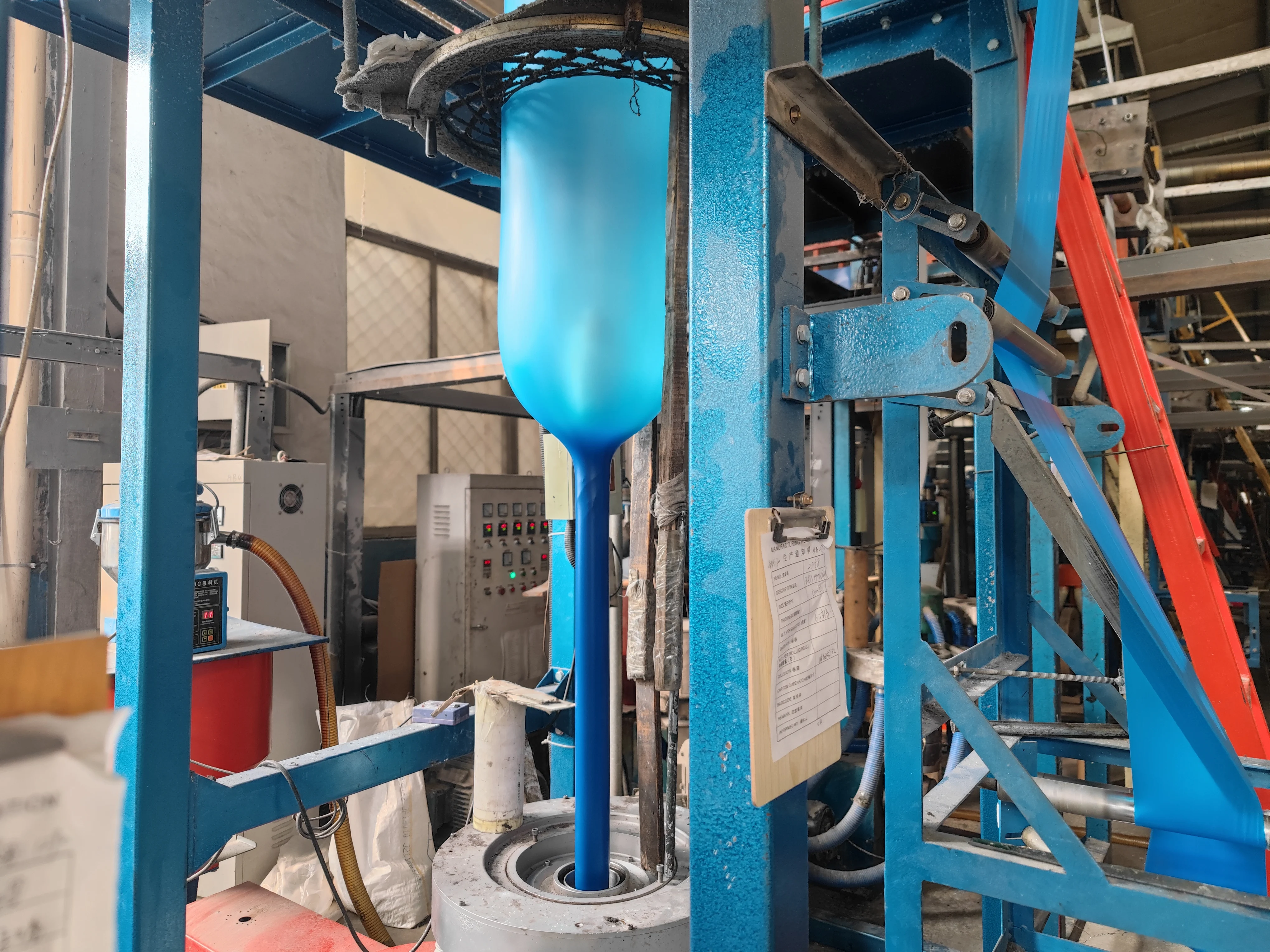 Eco Waterproof Restaurant Adult Seafood Poly Disposable Pe Plastic Lobster Apron Bib