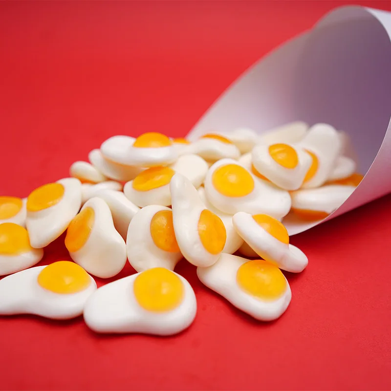 Factory Caramelo Toy Kosher Jelly Sweets And Candies Confiserie Sour Gummies Mini Fried Eggs Gummy Candy Bulk