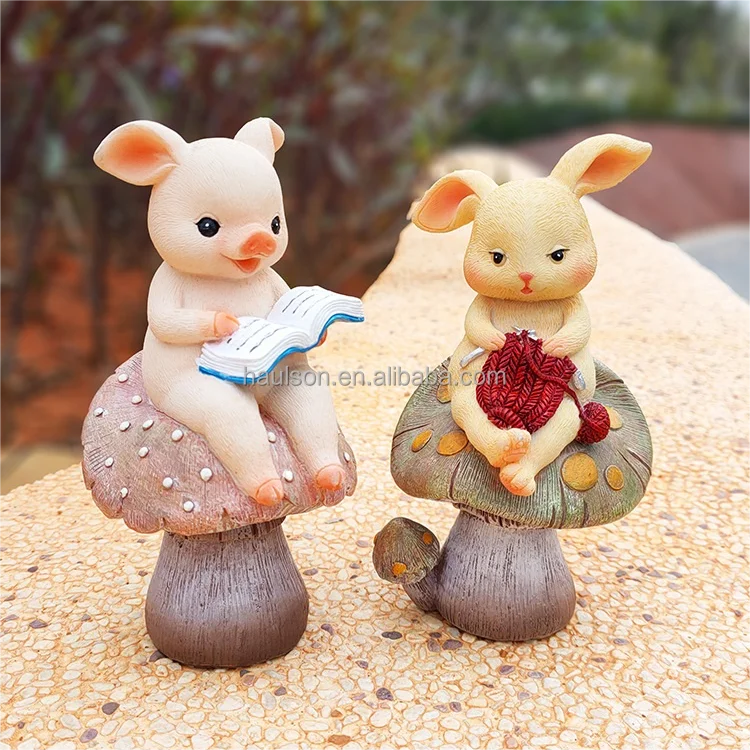Lovely Resin Statue Ornaments of Reading Pig and Knitting Rabbit New Animal Crafts for Home and Garden Decoration