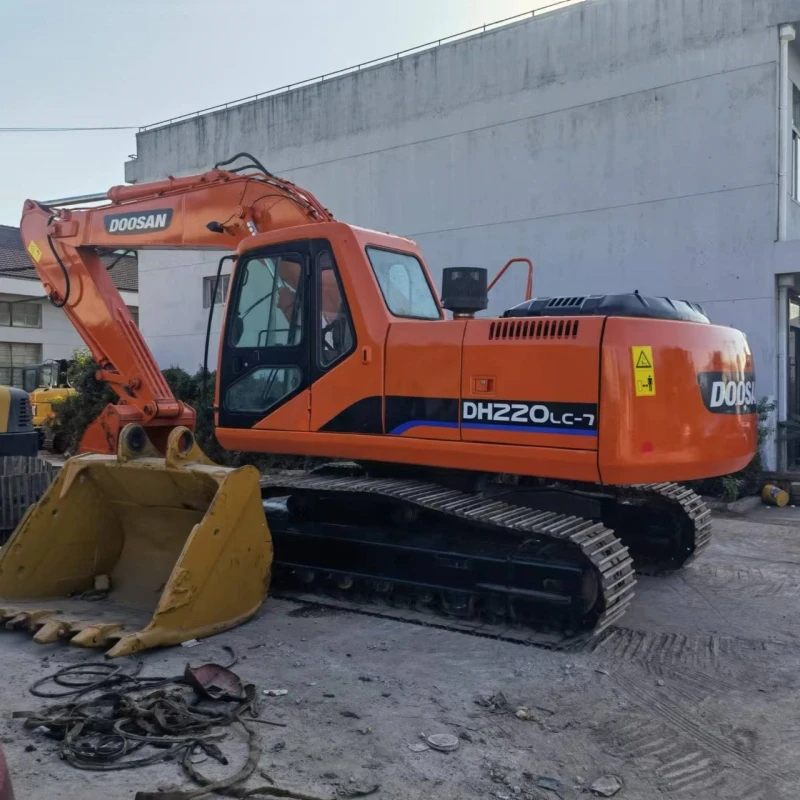 Big Discount Used Doosan 220LC-7 Excavator Machinery in Stock on Sale Doosan 150LC-7 Construction Machine on Sale