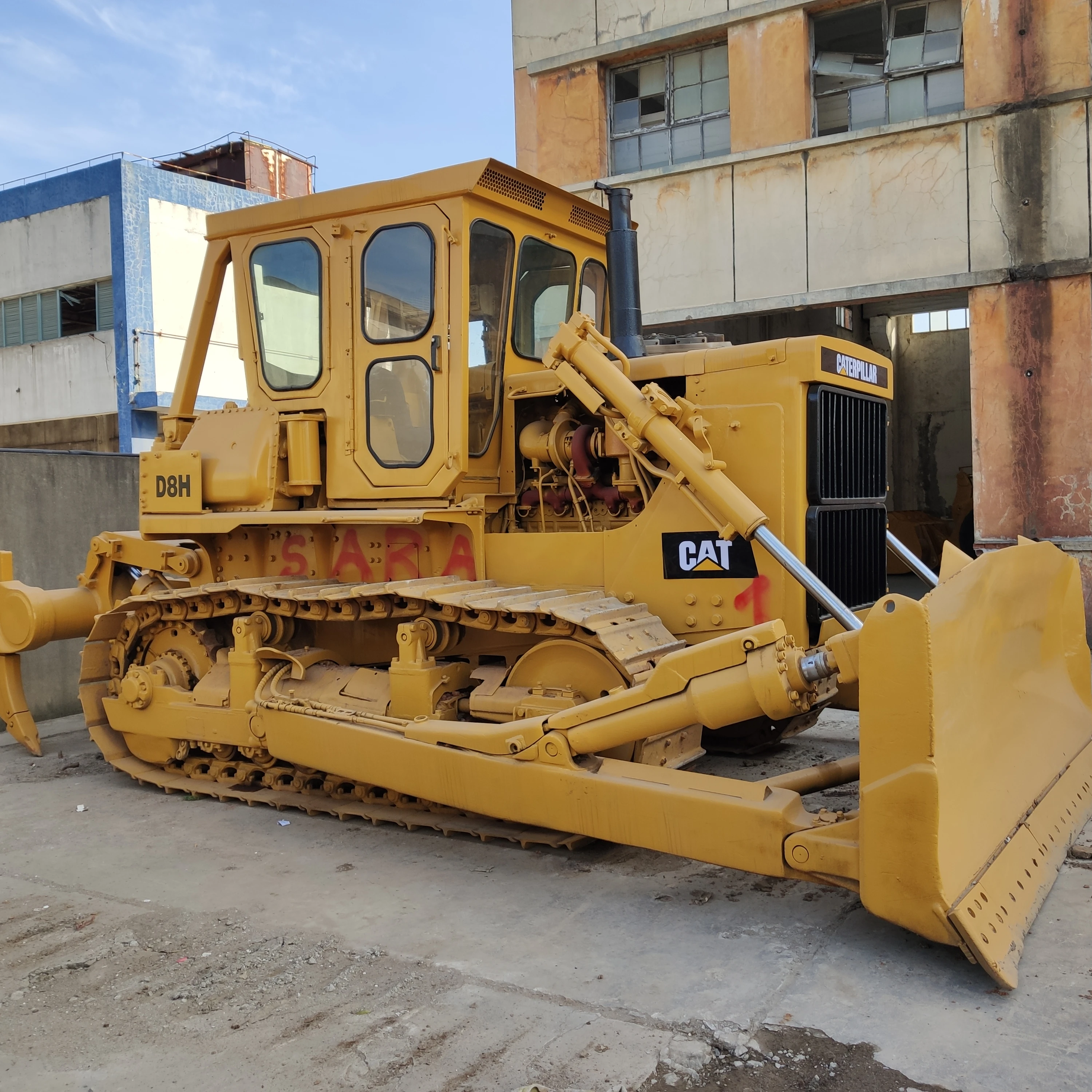 Efficient good price for sale Used CAT D8H Bulldozer machine Crawler hydraulic CAT D8H used bulldozers