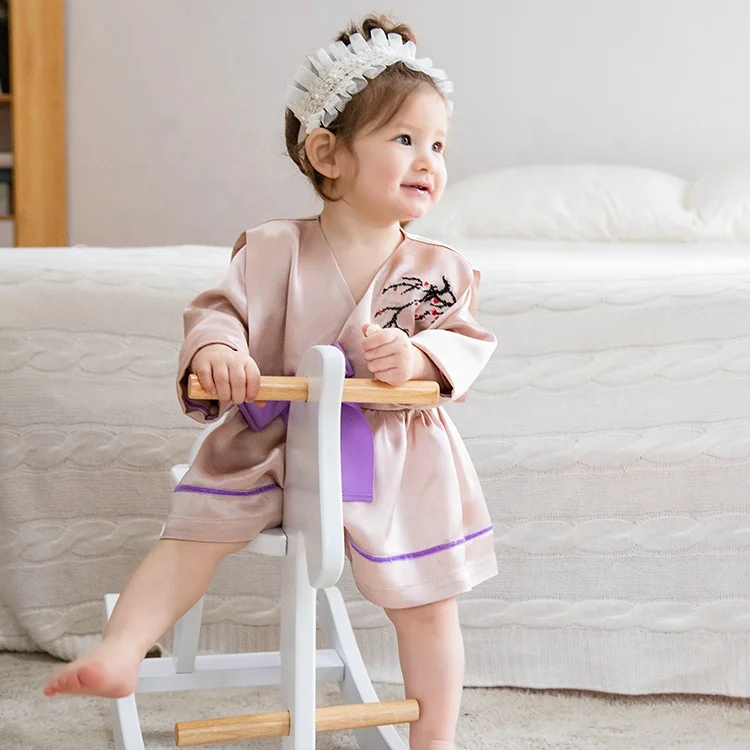 
New Design Chinese Hanfu Traditional Vintage Retro Style Newborn Baby Girl Pink Silk Veil Skirt with Yarn Hem and Poppers Bottom 