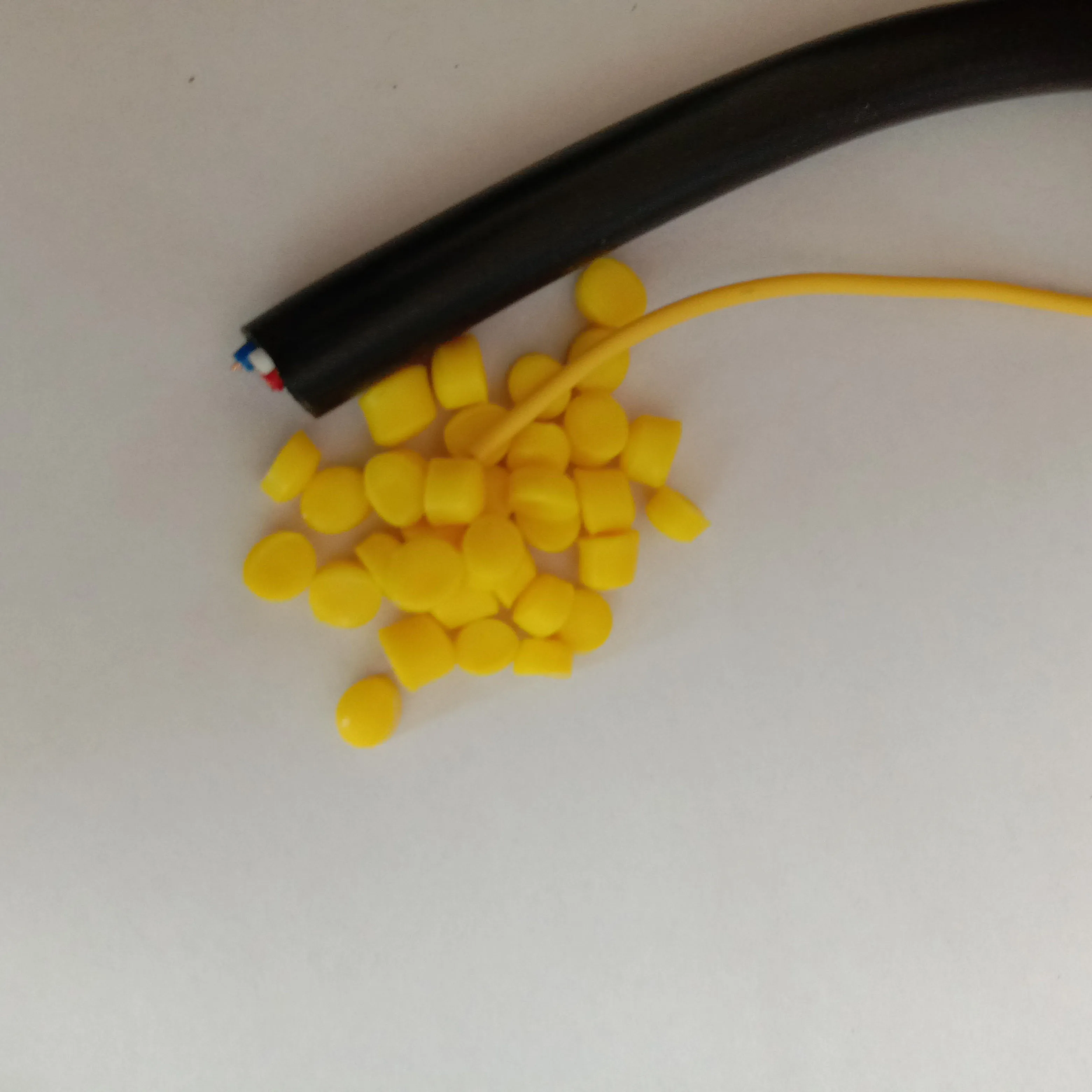 Wholesale Polypropylene Raw Material Plastic Compound PVC Granules for molding