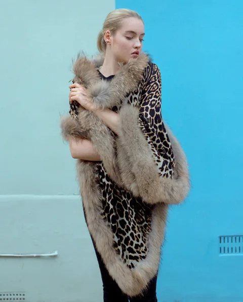 2021 fashion shawl cashmere fur edge shawl