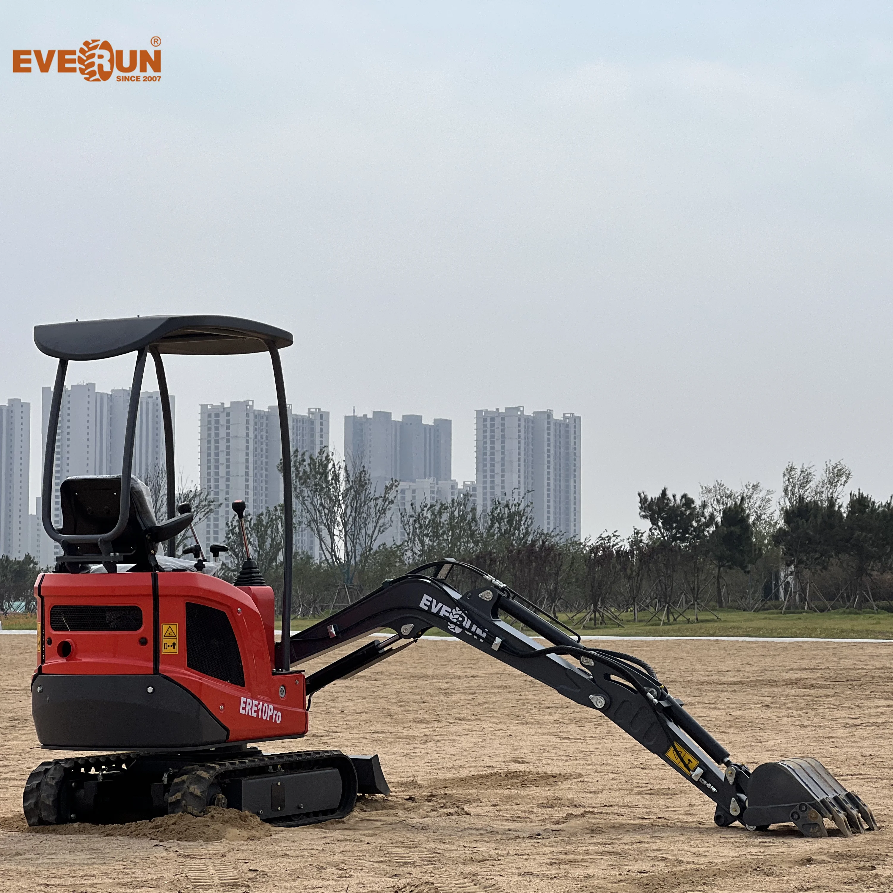 Everun Good Performance ERE10Pro 1Ton digger mini farm garden small diesel crawler mini excavator