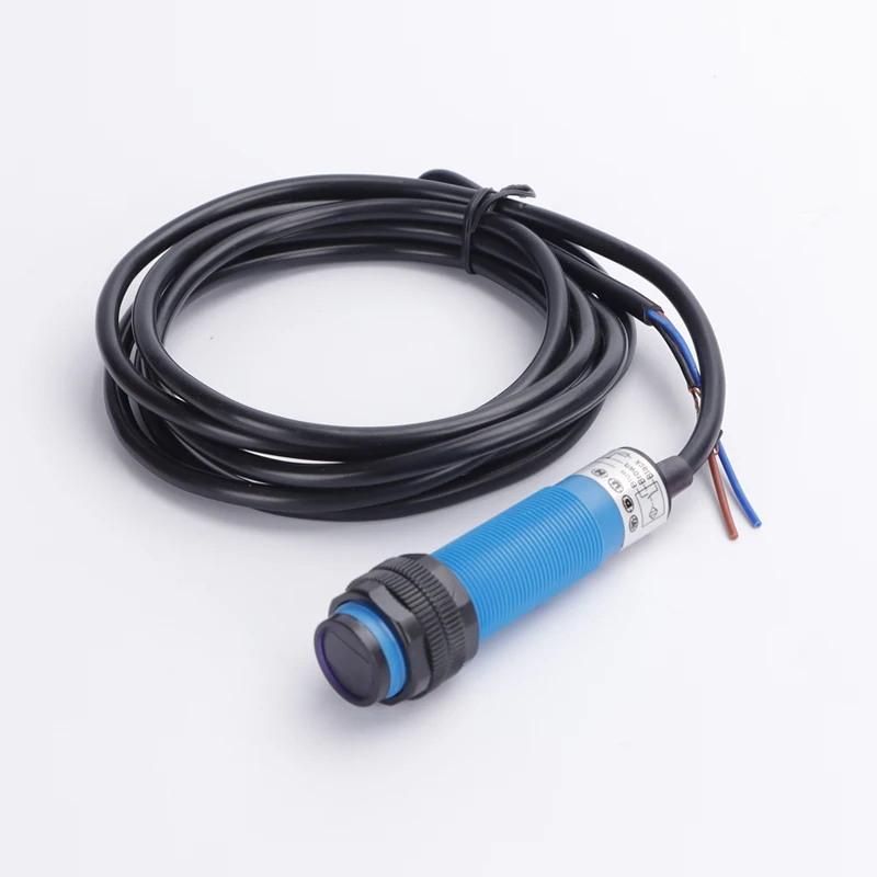 G18 NPN PNP NC-free AC DC four-wire AC DC universal waterproof grade IP67 detection distance 50cm wire length 2m
