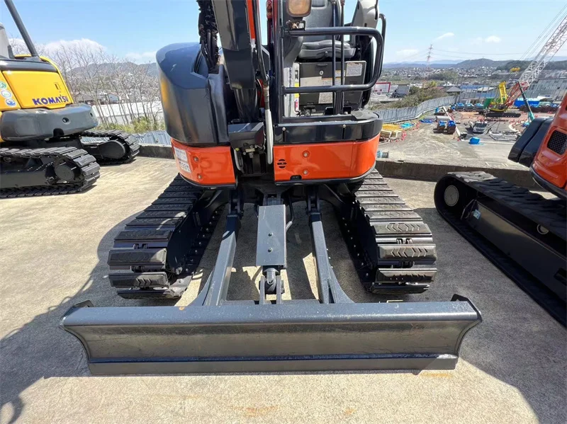 Японский оригинальный подержанный экскаватор Hitachi ZX40UR Корабль из японского порта для продажи