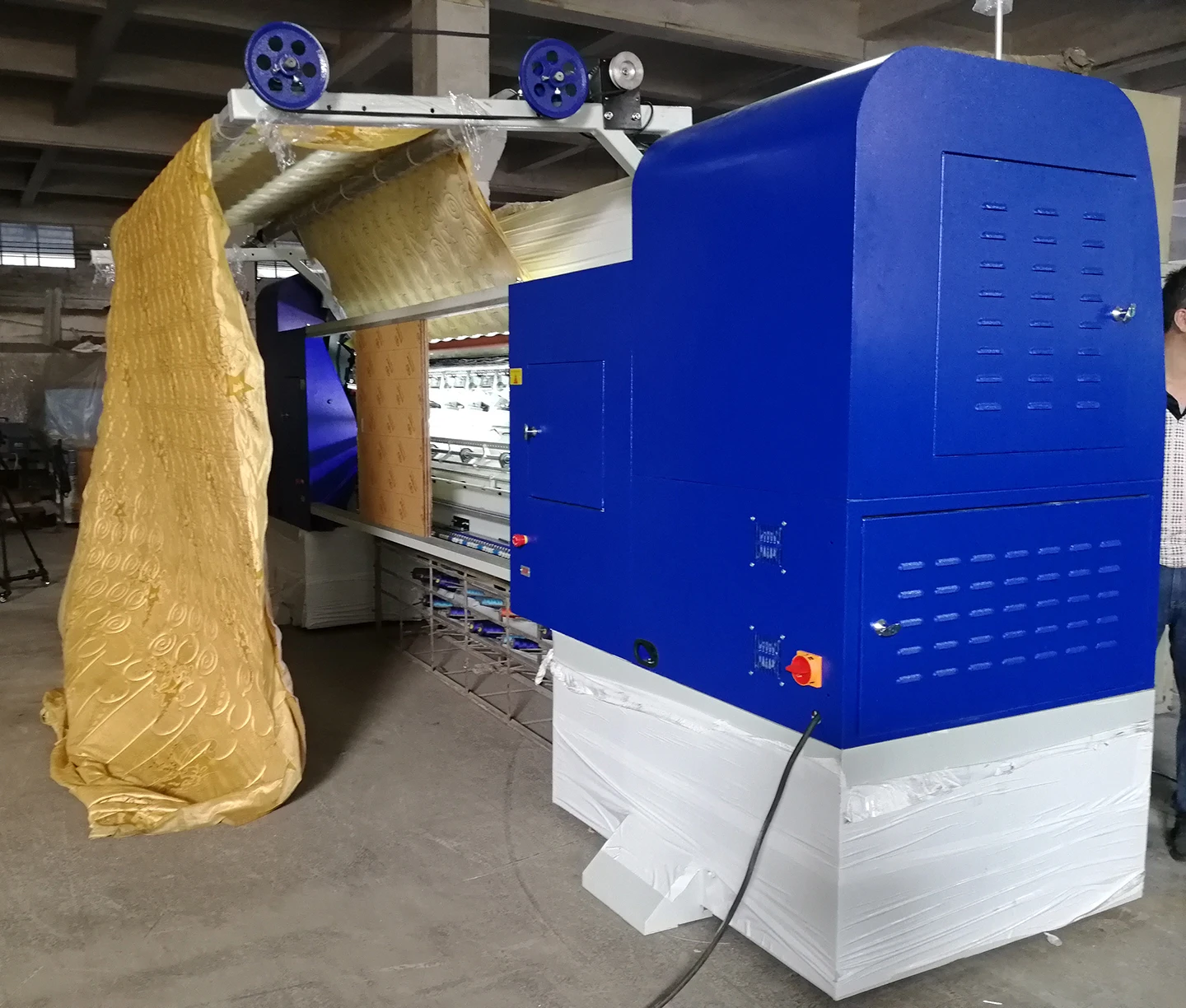 Yuxing Most Popular High Speed Quilting Machine Chain Stitch with CE and ISO Approval