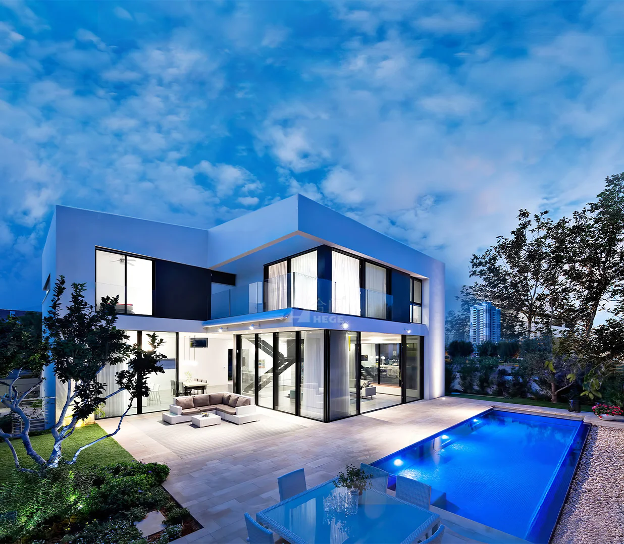 Low Cost Prefabricated Light Steel Structure Housing Modern Design Prefabricated Luxury Villa