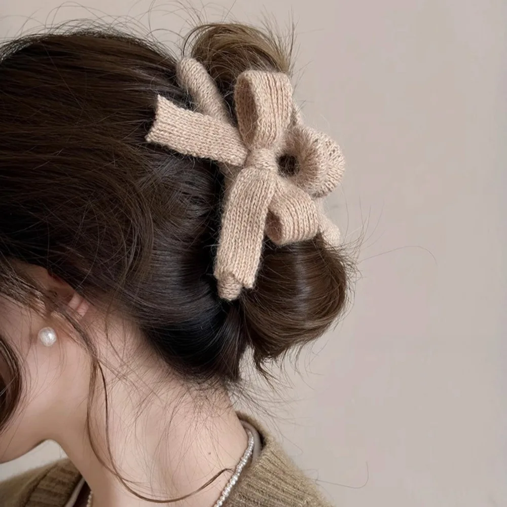 New Autumn And Winter Sweet Hair Accessories Back Head Shark Clip Knitted Bowknot Hair Claw For Women Bow Claw Clip