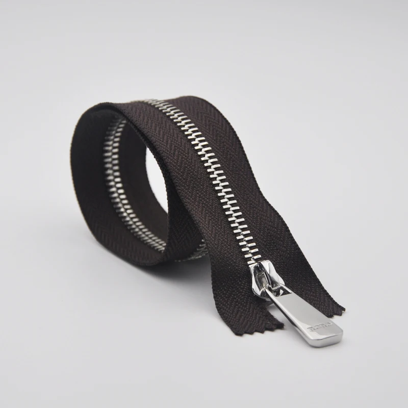 
Zipper Manufacture Helper Custom Logo High Quality #10 European Teeth Shine Nickel Long Chain Metal Baby Zippers With Black Tape 