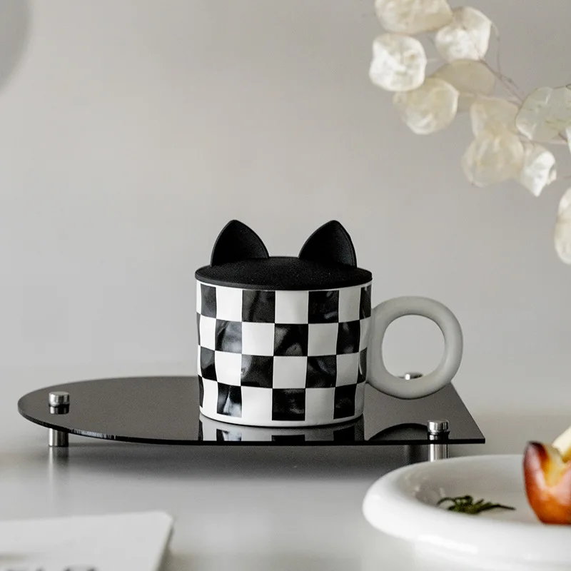 Retro Niche Checkerboard Wave Point Coffee Big Ear Drinkware Round Handle Porcelain Ceramic Mug With Lid And Spoon