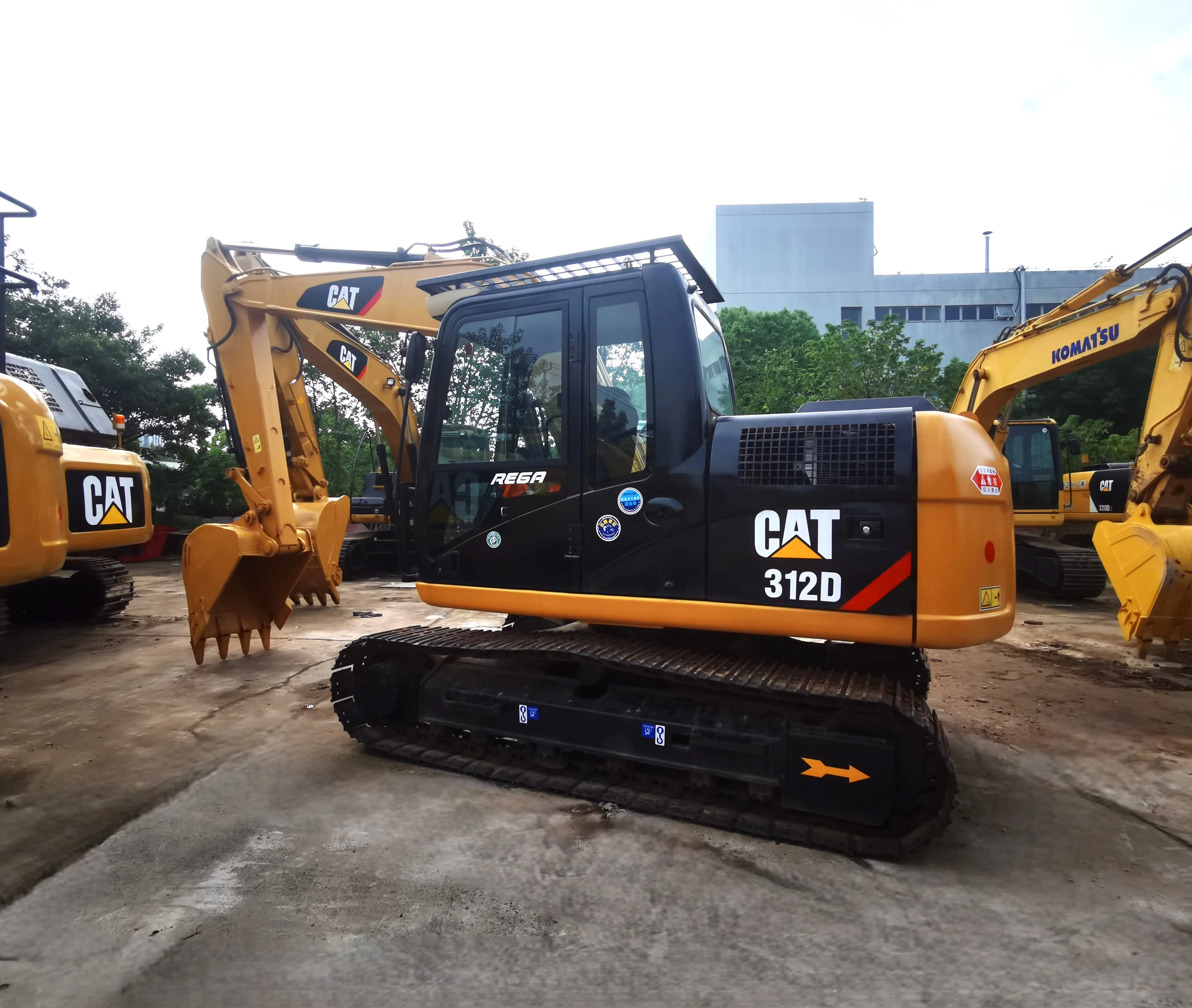 Мощный 12-тонный гусеничный экскаватор Caterpillar CAT312D 312D2 с коротким использованием 1-1000 ч 72 кВт