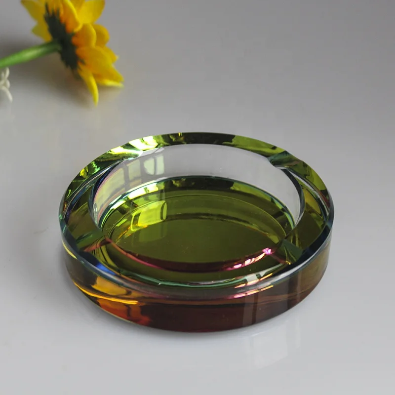 Fashion Circle Shape Funny Novelty Ashtrays For Business Hotel Club Crystal Ashtray