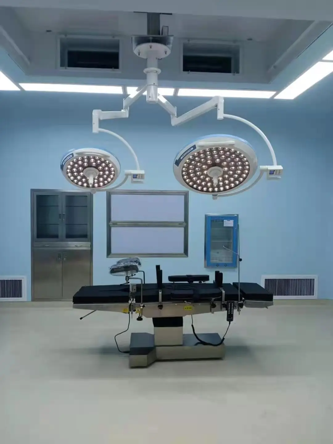 Chenhong Hospital Surgical Room Equipment Hydraulic Electric Operating Ot Table Ch-t100 T-shaped Operating Table