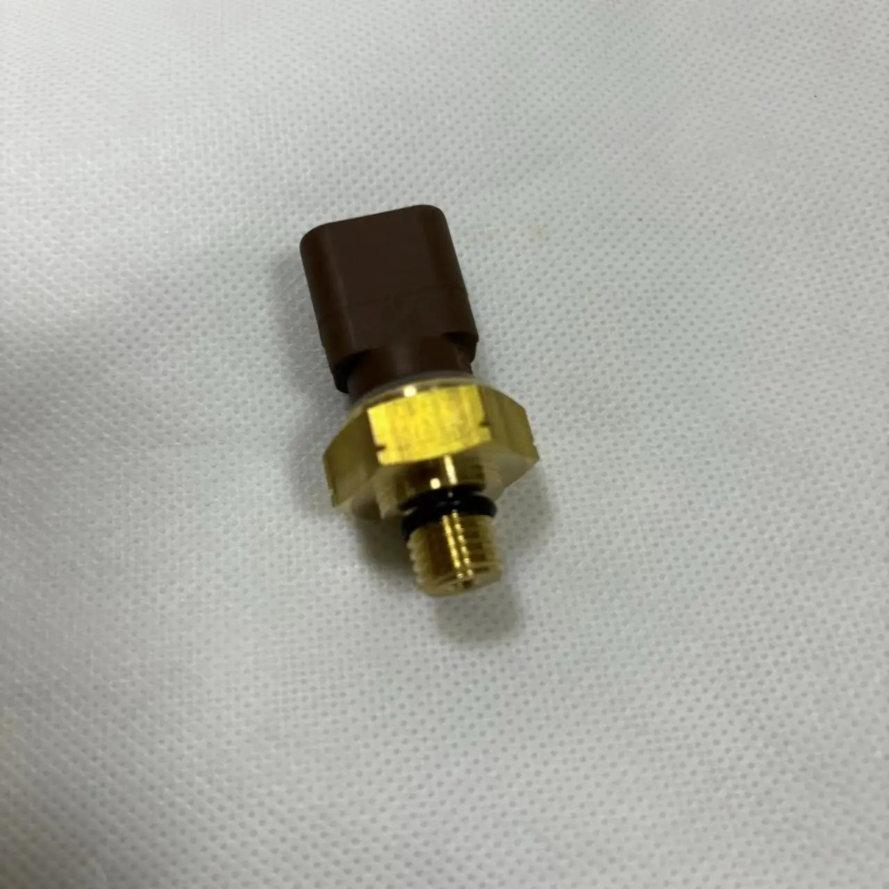 320-3063 For CAT Perkins engine C4.4 C7.1 C9.3 C15 Oil Fuel Pressure Sensor 3203063   Oil Pressure Sensor Switch For Caterpillar