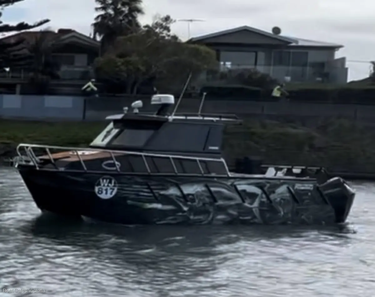 Custom Aluminum Luxury Cabin Fishing Boat With One to One Design Service