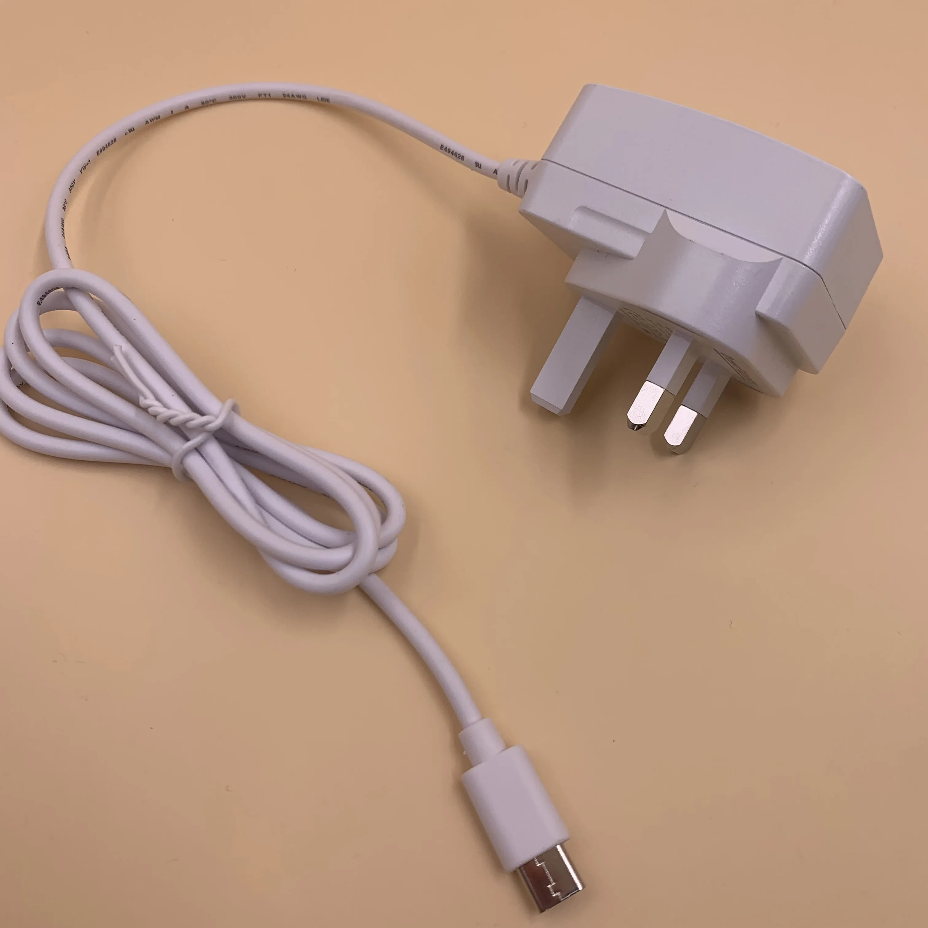 Free Sample 5V 6V 8V 9V 12V 15V 16V 18V 19V 24V 600MA 1A Adaptor AC/DC Power Adapters Switching Power Supply