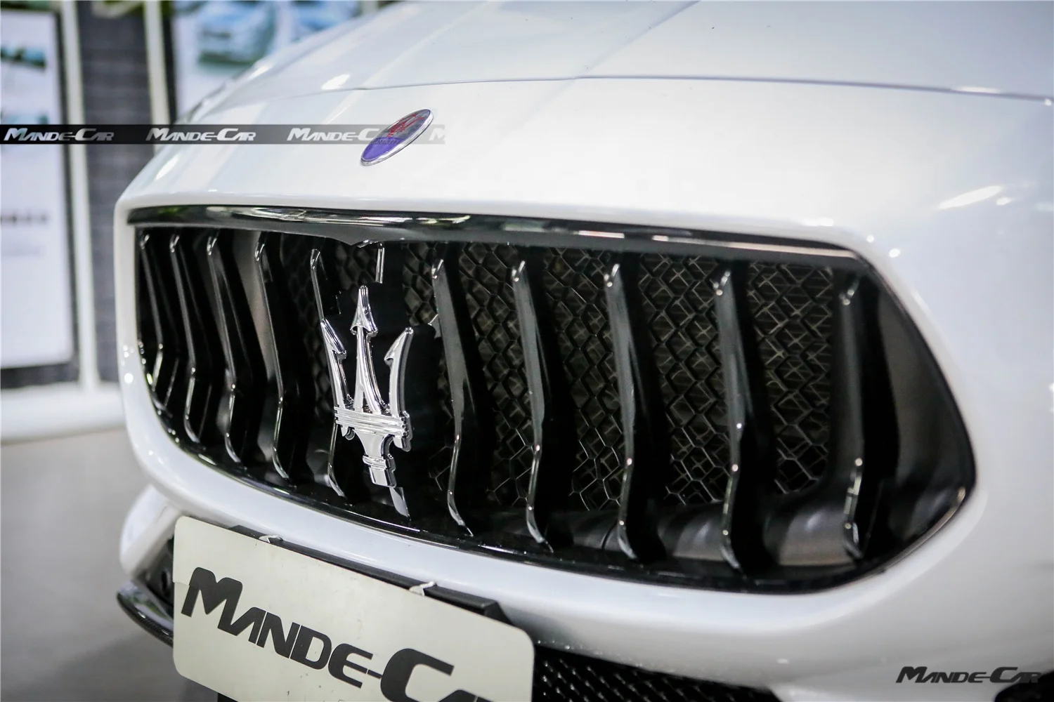 High quality Front Grille Bodykit For Maserati Quattroporte Front Bumper black Grille m156 Autopartes 2013-2020y Car Accessories