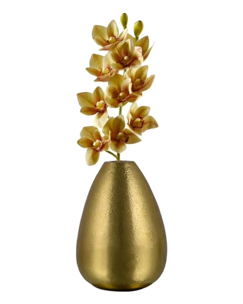 
 Металлическая ваза  