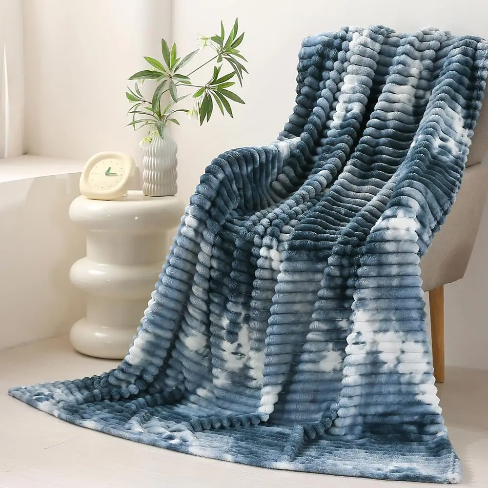 Wholesale Luxury Cozy Microfiber Plush Fuzzy Rabbit Sherpa Flannel Throw Blanket Heavy Fleece Bedding Winter Super Soft Woven