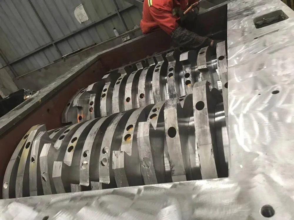 Металл дерево органические отходы Пластиковый лом шины химический цилиндр поддоны измельчитель машина переработка твердых отходов производственная