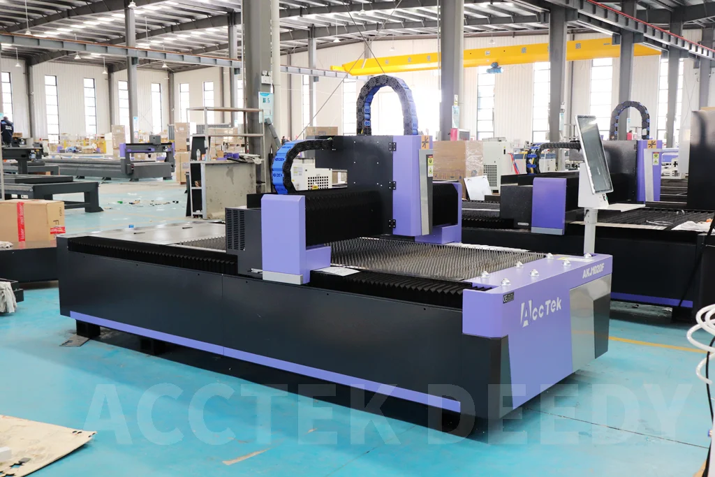 AKJ1020FB fiber laser cutting machine BM110 raytool metal laser cutting head yaskawa fuji servo motor metal laser cutter