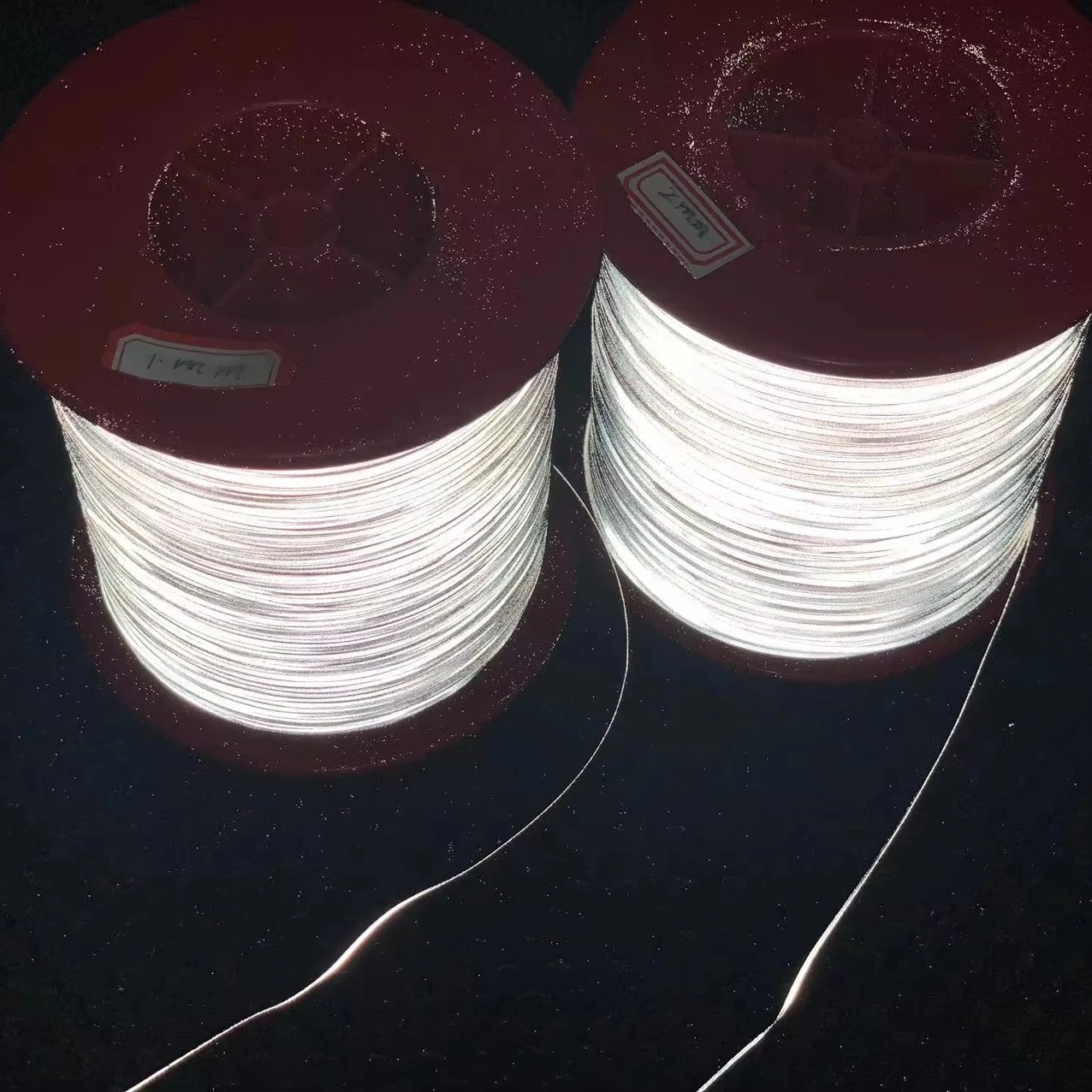 Alsafety Custom 1mm High Visibility Silver Reflective Knitting Yarn For Clothing