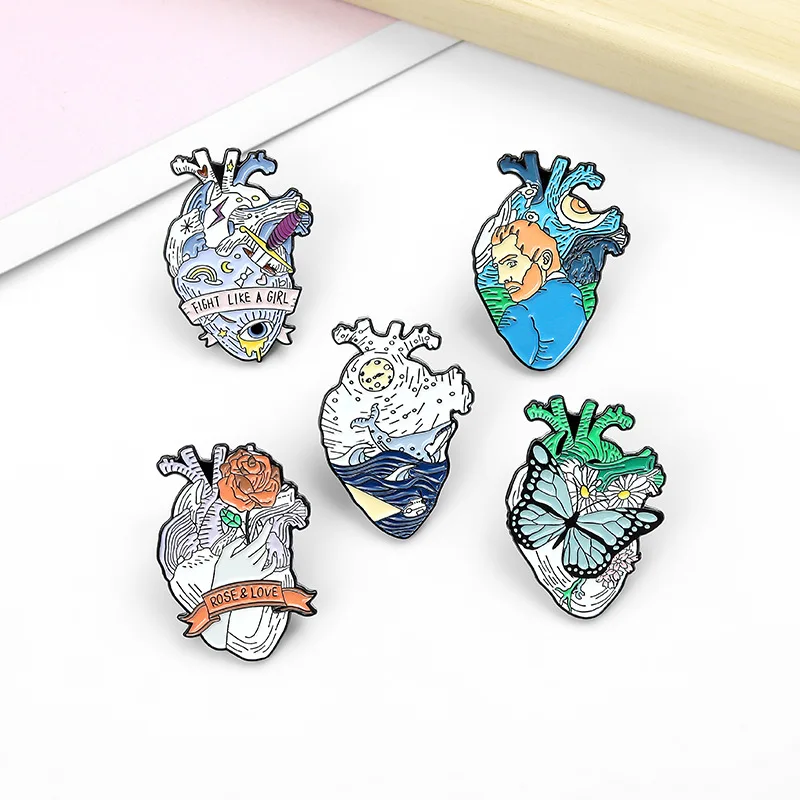 Manufacture Heart Shape Series Lapel Pins Creative Scenery Art Metal Badges