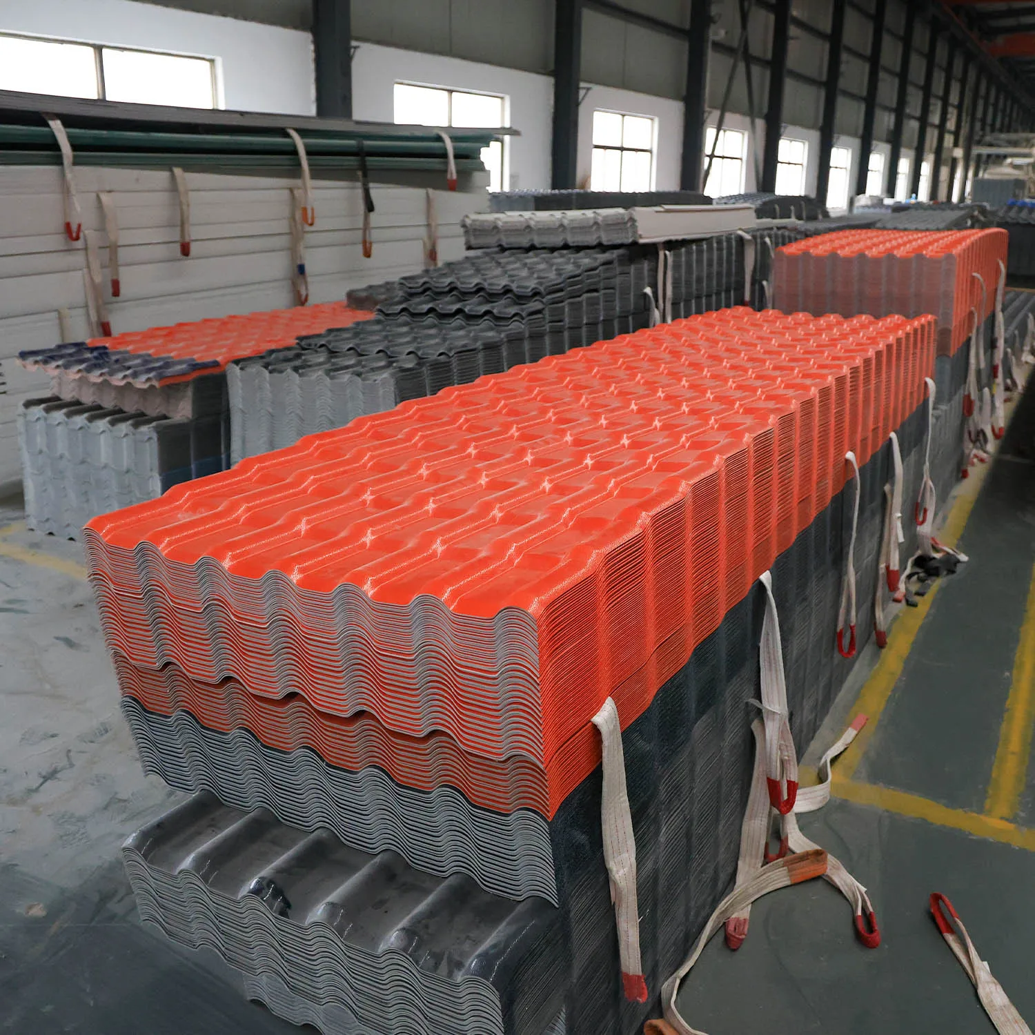4-Layer Co-Extrusion Corrugated Roof Sheets Weather-Resistant ASA PVC Resin Tiles for Hotels Villas Apartments