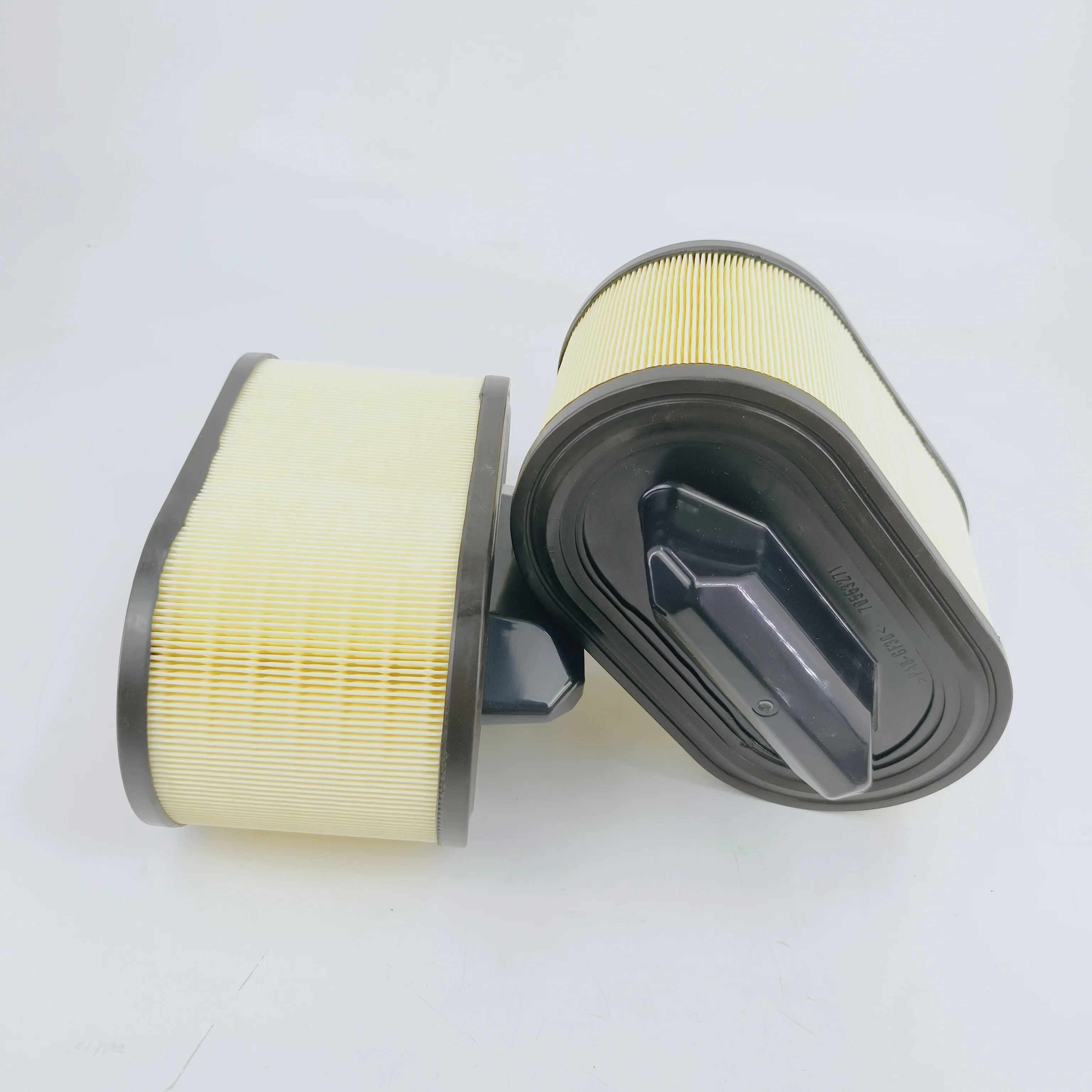 High Performance Air Filter 70553271 670001545 for Maserati